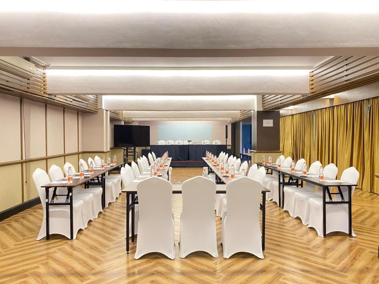 סרפונג All Nite And Day Hotel Alam Sutera מראה חיצוני תמונה