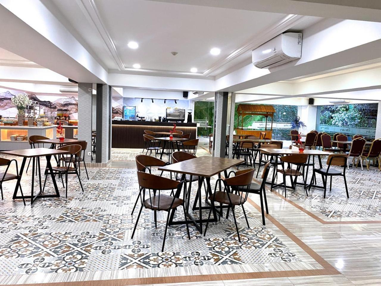סרפונג All Nite And Day Hotel Alam Sutera מראה חיצוני תמונה